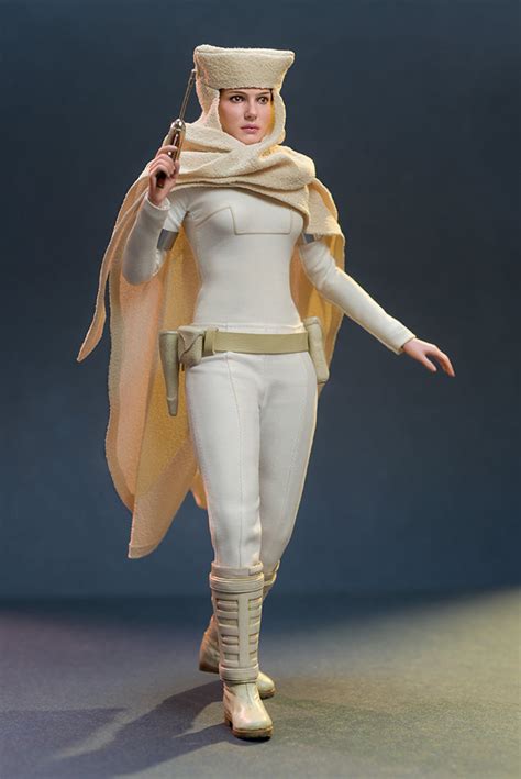 hot padme|Hot Toys Padmé Amidala Sixth Scale Figure。